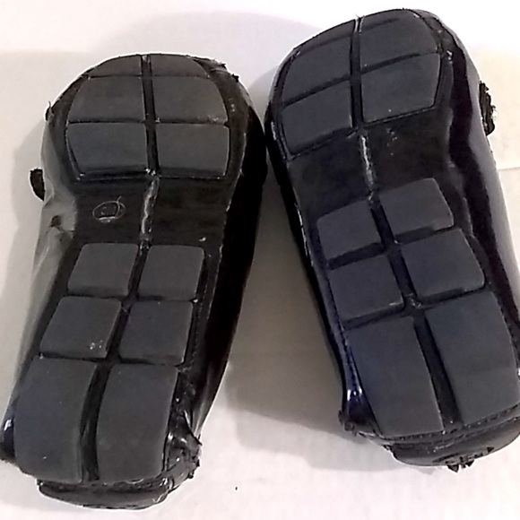 TORY BURCH PATENT LEATHER LOAFERS - Picture 5 of 7